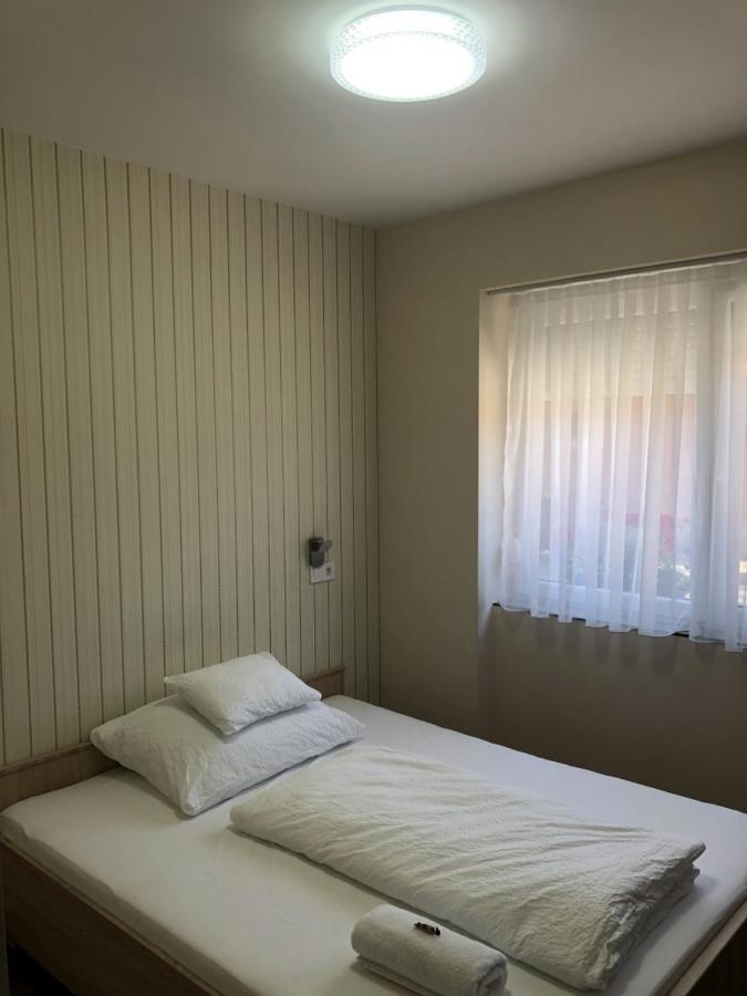 Apartament Bettina Vendeghaz Kiskoros Zewnętrze zdjęcie